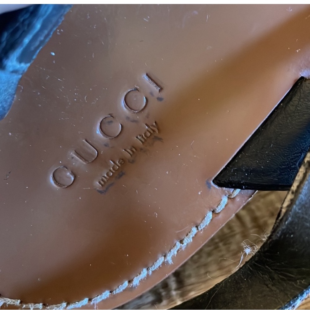 Authentic Gucci GG Black leather signature strap flat thong sandal size 39.5/9 - Picture 6 of 7